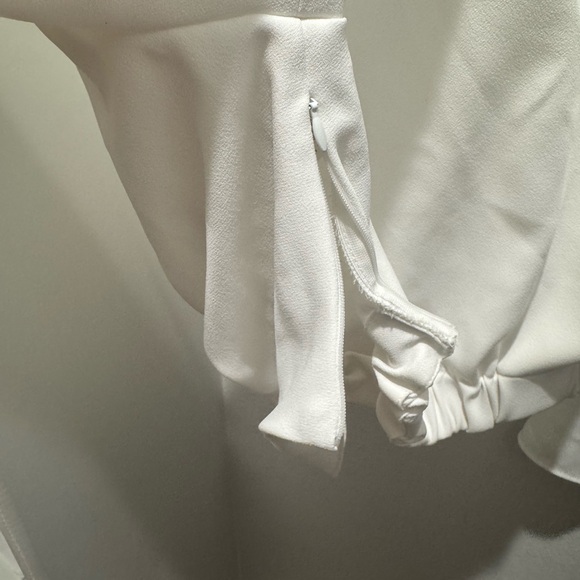 Zara white deep v neck Blouse - Picture 5 of 5